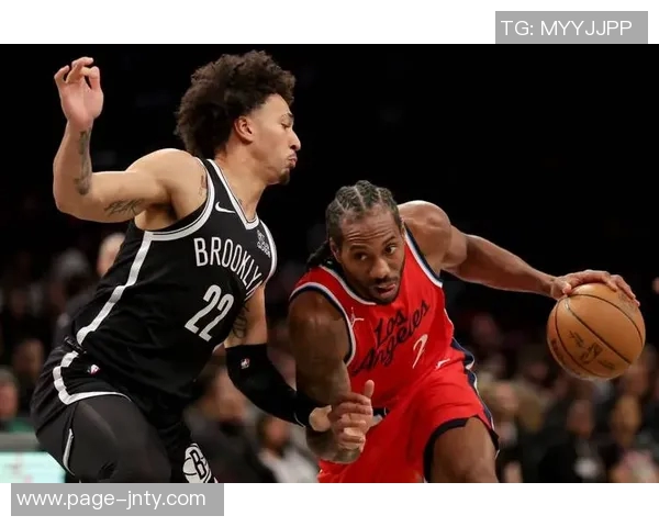 卢指导称赞小卡中距离投篮能力提升三分球运球出手显著增加 卢指导称赞小卡中距离投篮能力提升三分球运球出手显著增加